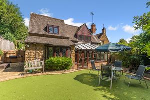 Orchard Piece Mollington